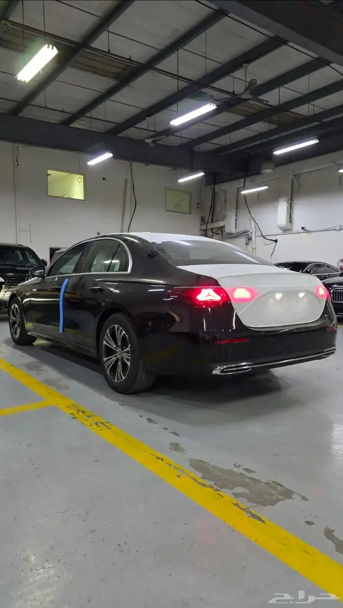 مرسيدس E200. بطاقة جمركية 2