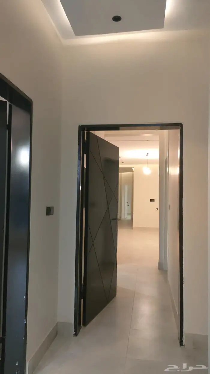 للبيع شقق ارضية وعلويه موقع مميز تشطيبات فاخرة 20