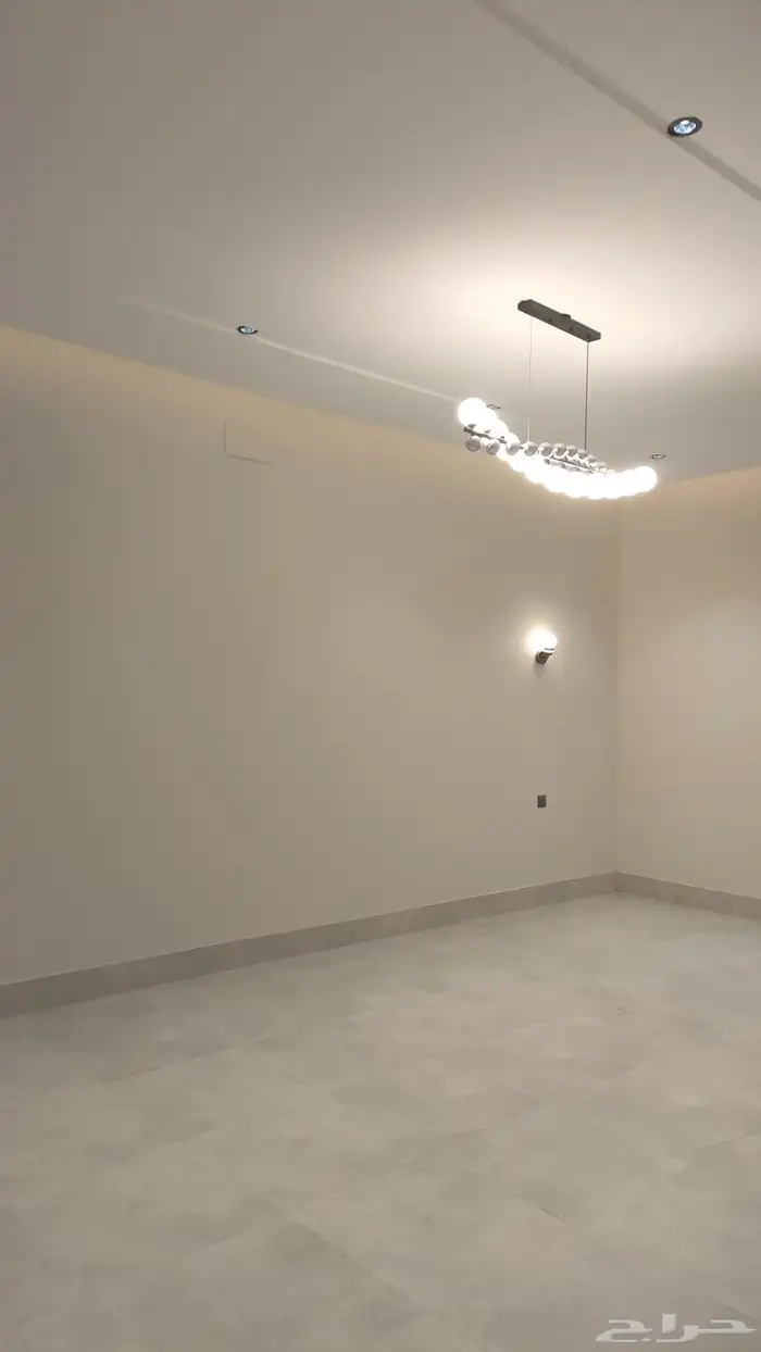 للبيع شقق ارضية وعلويه موقع مميز تشطيبات فاخرة 7