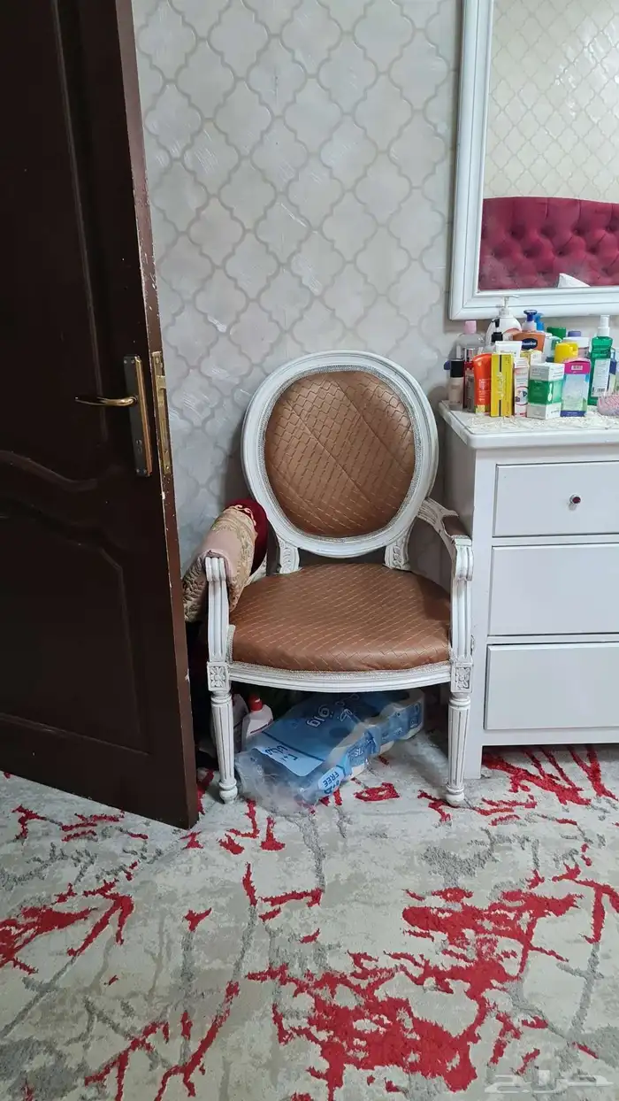 شوفنيره وتسريحه وكرسي 2