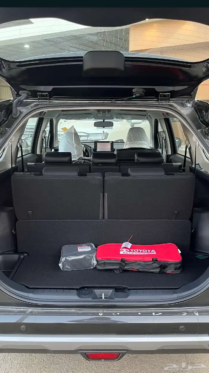 عرض تويوتا فيلوز رصاصي ( لدينا الوان أخرى ) 9