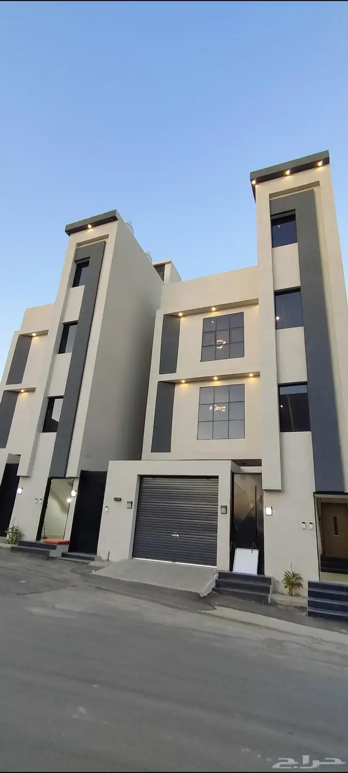 للبيع شقق ارضية وعلويه موقع مميز تشطيبات فاخرة 0