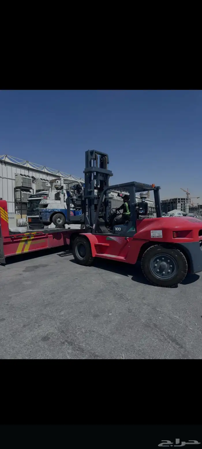فوركلفت ومعدات ثقيله كرينات سيزر لفت جي سي بي للايجار الشهري 4