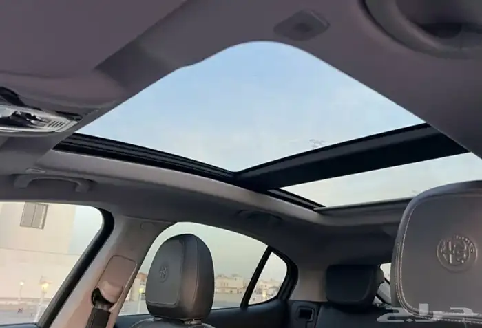 الفا روميو ايطاليه اسزيلفيو 0