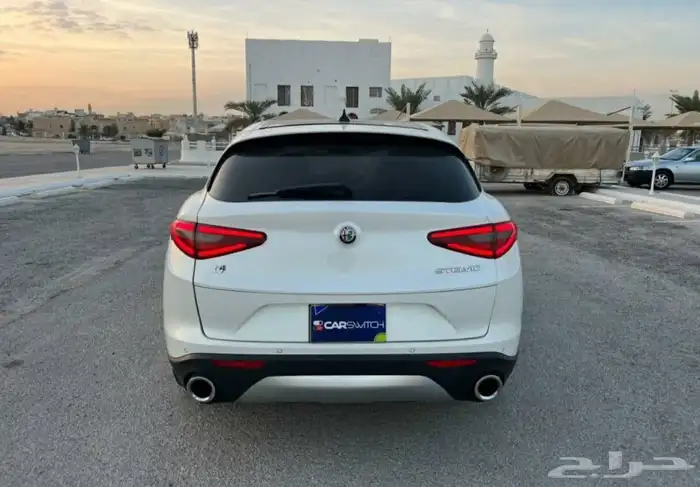 الفا روميو ايطاليه اسزيلفيو 2