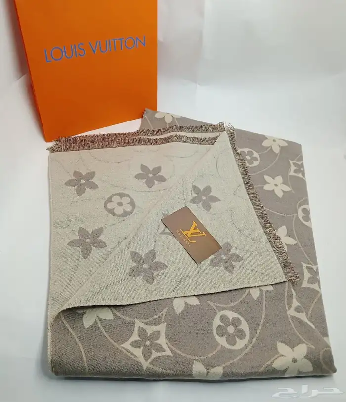 كولكشن الشتاء شالات كشميري. مطرز 24