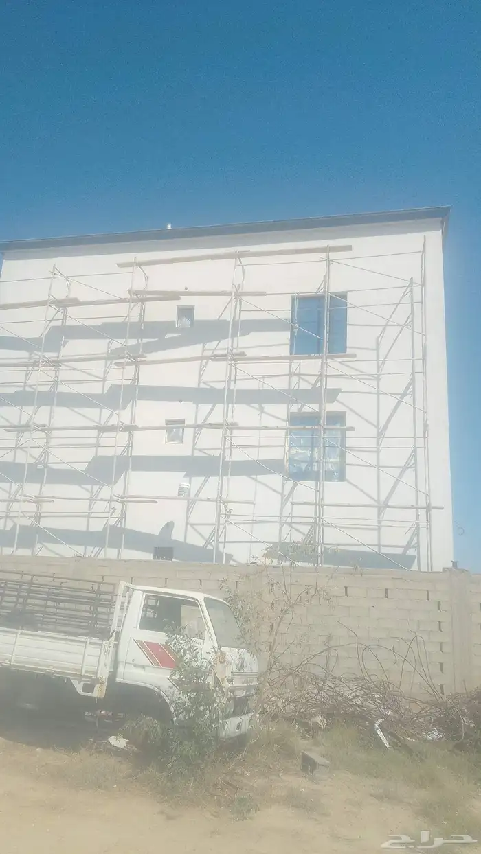 احمد لعمل البرفين والدهانات 3