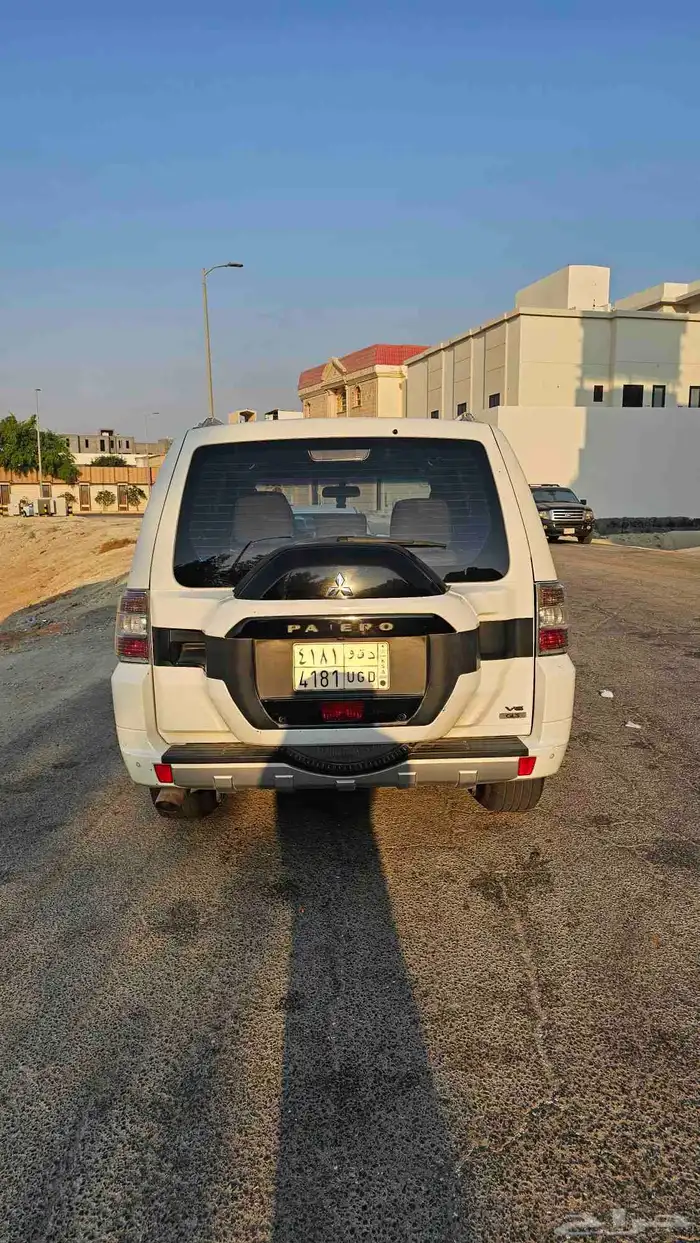 ميستوبيشي باجيرو 2016 1