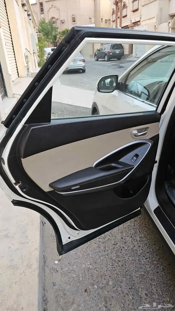 هونداي جراند سنتافيه 2015 35