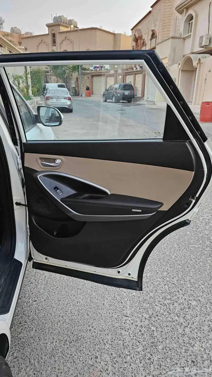 هونداي جراند سنتافيه 2015 27