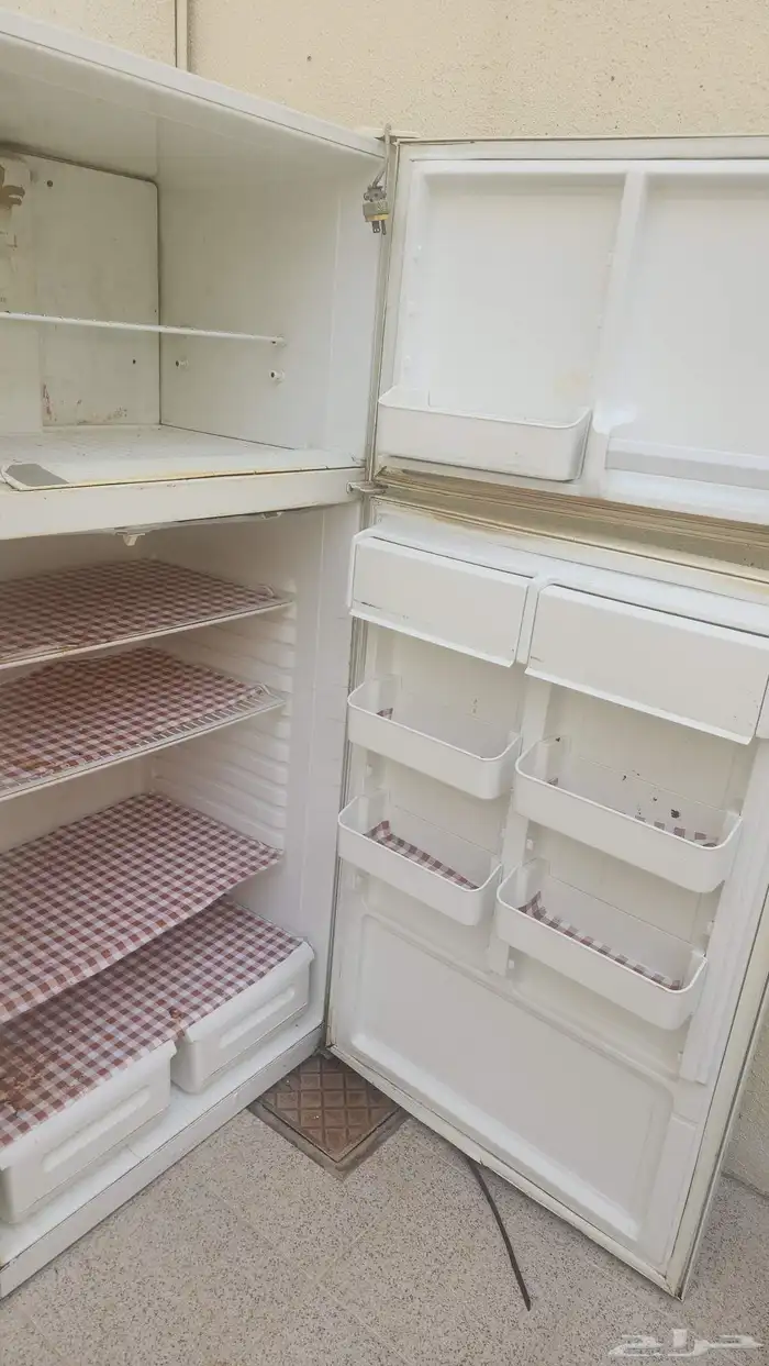 ثلاجه فالكون كهرب 110 مجاني للي يحتاج 1