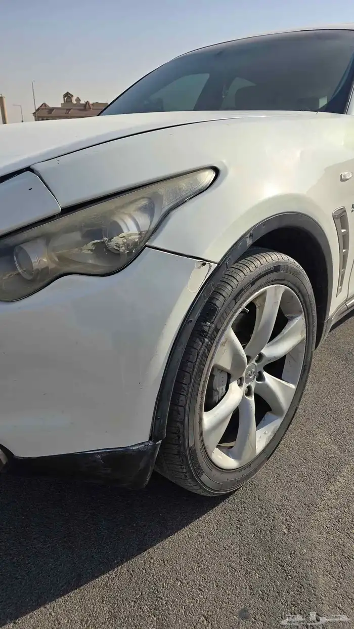 انفينيتي QX70s موديل 2014 8 سلندر 5.0L دبل و ممشى قليل جدا 34