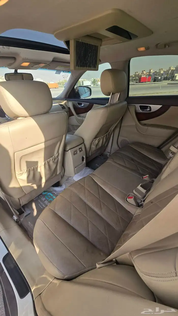 انفينيتي QX70s موديل 2014 8 سلندر 5.0L دبل و ممشى قليل جدا 12