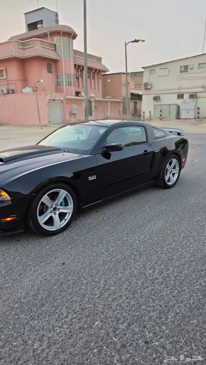 موستنق 2011 (5.0) قير عادي 1