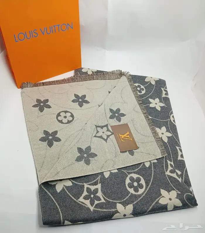 كولكشن الشتاء شالات كشميري. مطرز 21