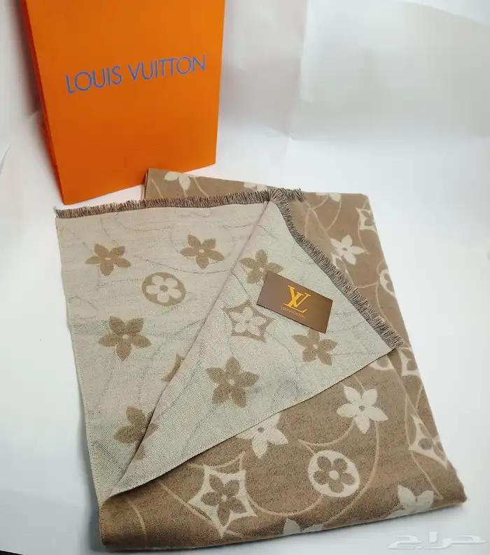 كولكشن الشتاء شالات كشميري. مطرز 26