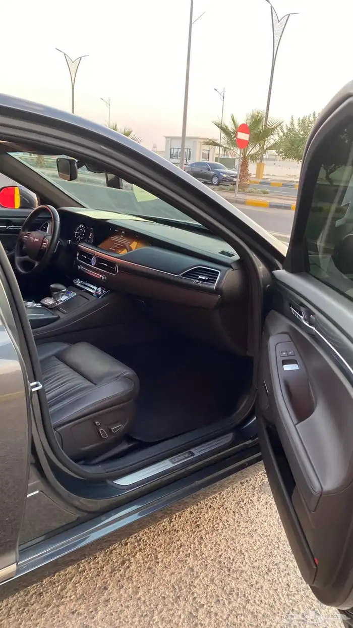 هونداي جينسيس بنزين 6 سلندر 2021 رادار برجيكتر تحكم امامي 15