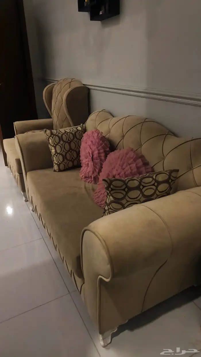 كنب للبيع على السوم 0