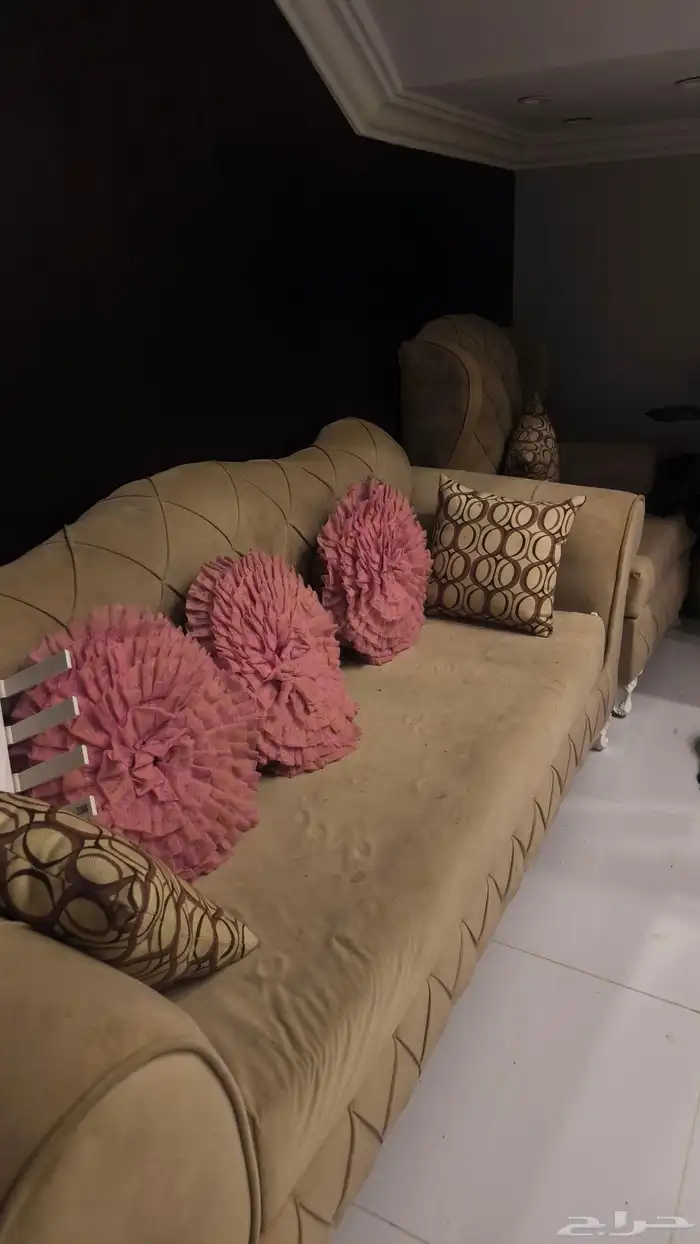 كنب للبيع على السوم 1