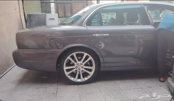 جاكوار Xj l 2009 0