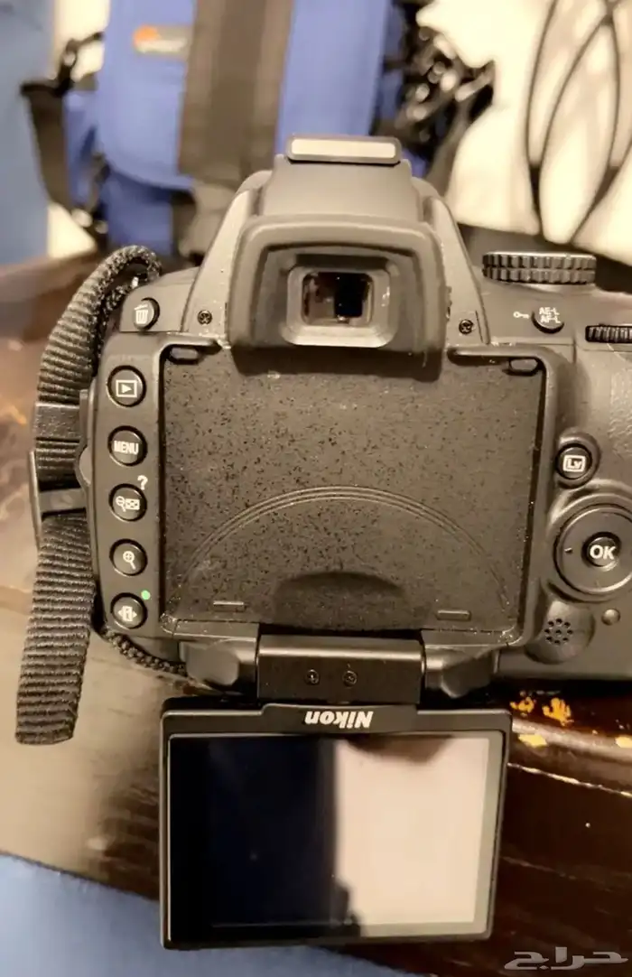 كاميرا نيكون احترافية 3