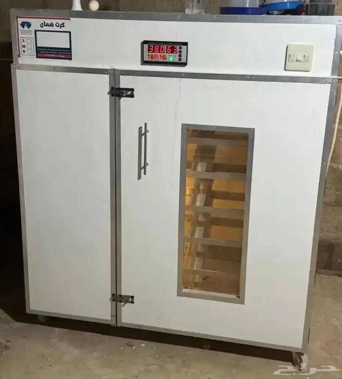 فقاسة بحالة ممتازة وارد المحمدية 1056 بيضة فل اتوماتيك 1