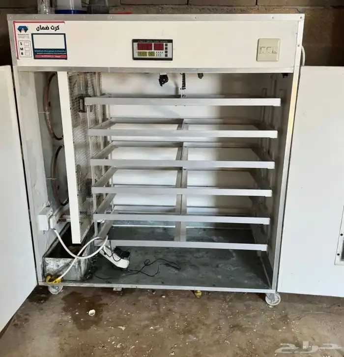 فقاسة بحالة ممتازة وارد المحمدية 1056 بيضة فل اتوماتيك 0