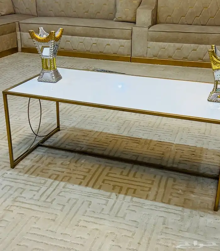 طاوله رخام وسرير وسير ومدخل رخام ودراجه رياضه 3