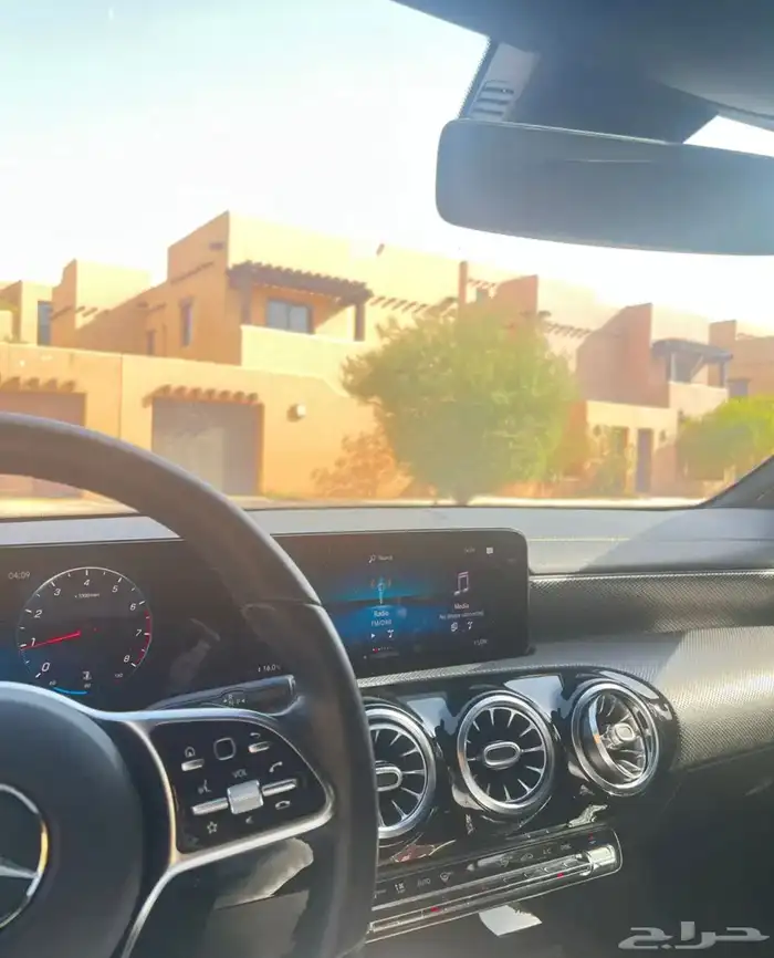 مرسيدس A200 2