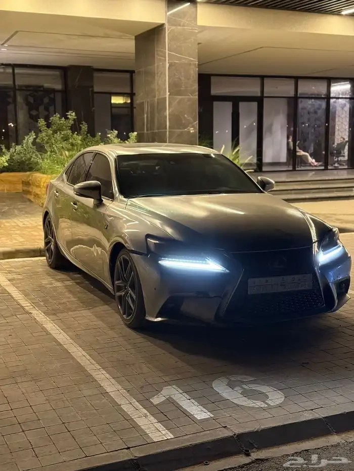 لكزس 2015 F Sports 9