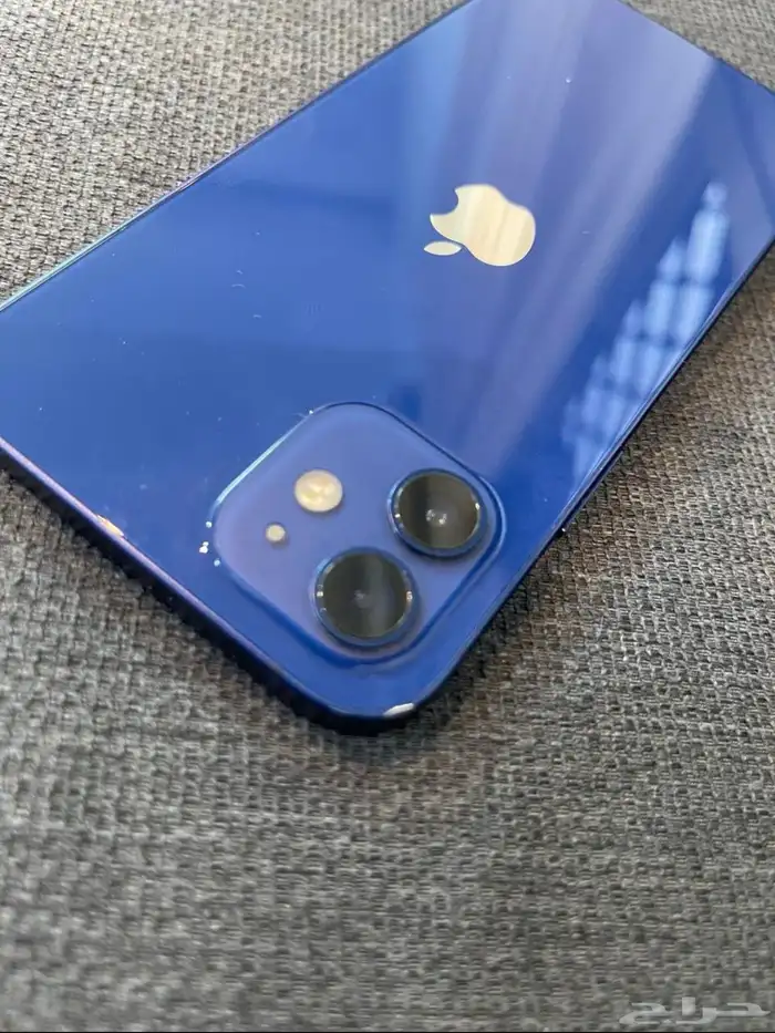 ايفون 12 العادي 4