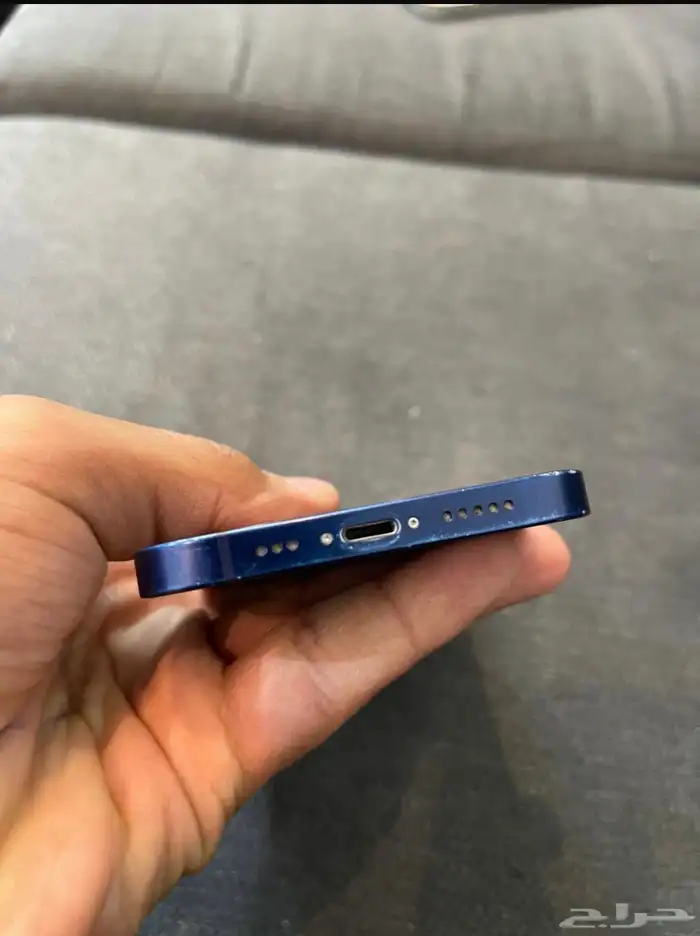 ايفون 12 العادي 3