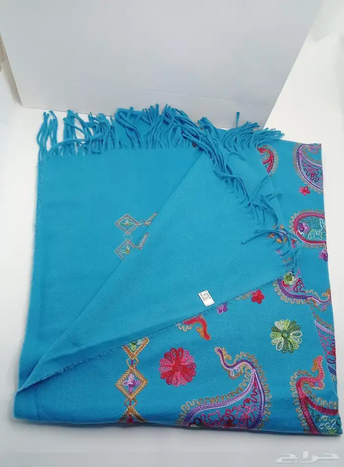 كولكشن الشتاء شالات كشميري. مطرز 12