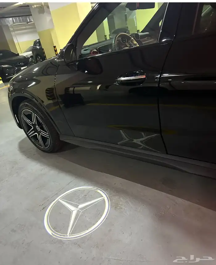 مرسيدس GLC300 AMG موديل 2025 شبه جديد ضمان الجفالي سعر لقطه 24