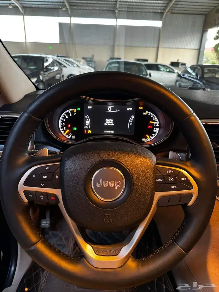 للبيع Jeep شروكي 2017 فل كامل ليمتد 7