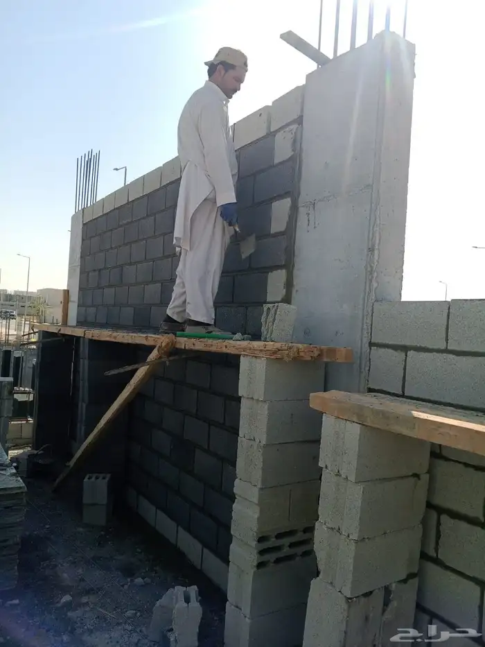 مقاول ملاحق فلل استراحات ترميم مصنعي مواد 0