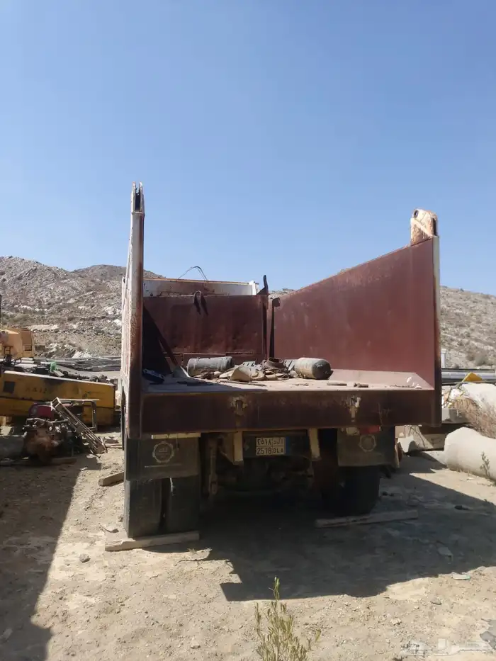 قلابات مان للبيع 8