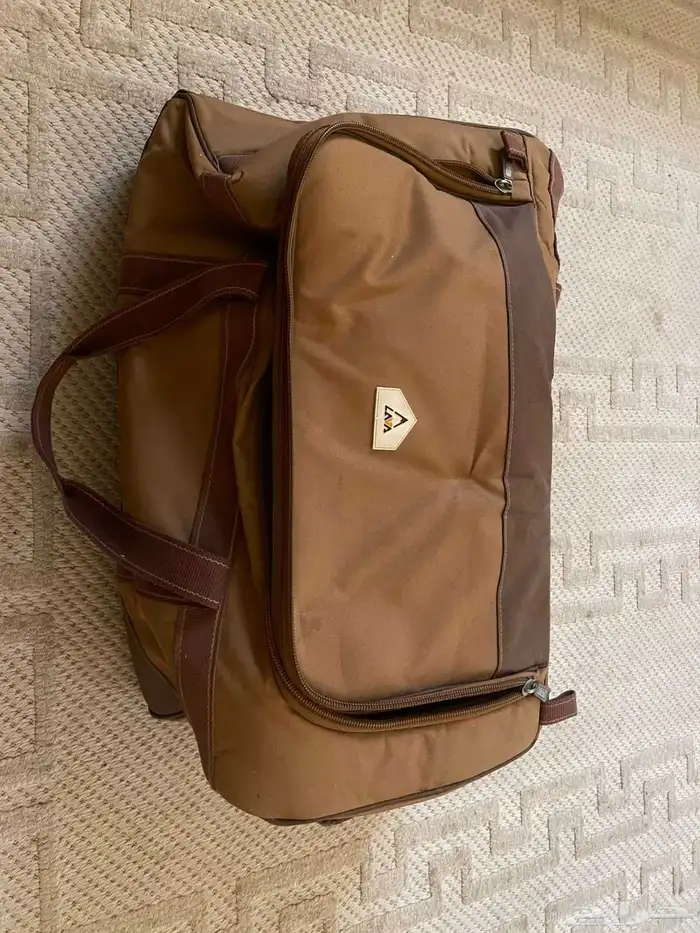 شنطة وفرشات 0