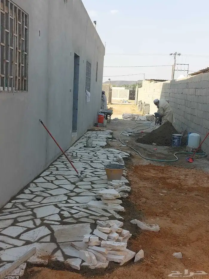 حجر عشوائي لون ابيض 8