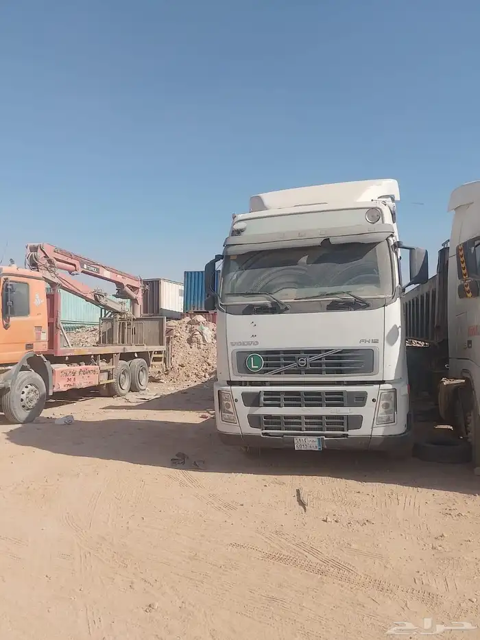 تريله موديل 2005 فلفو معى صندوق مقاس 18 صاج التريله مفحوص 3