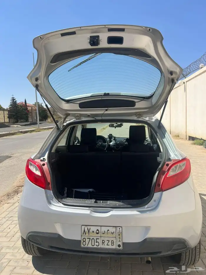 مازدا 2 2011 للبيع 2