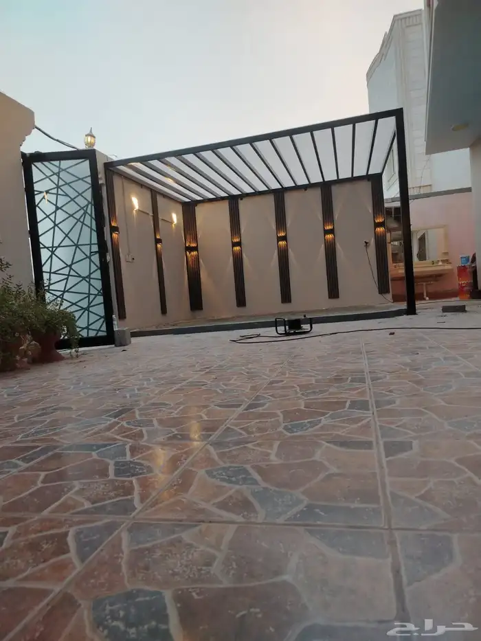 مظلات سيارات وسواتر منزليه ومظلات جلسات معا بديل خشب وعشب 0