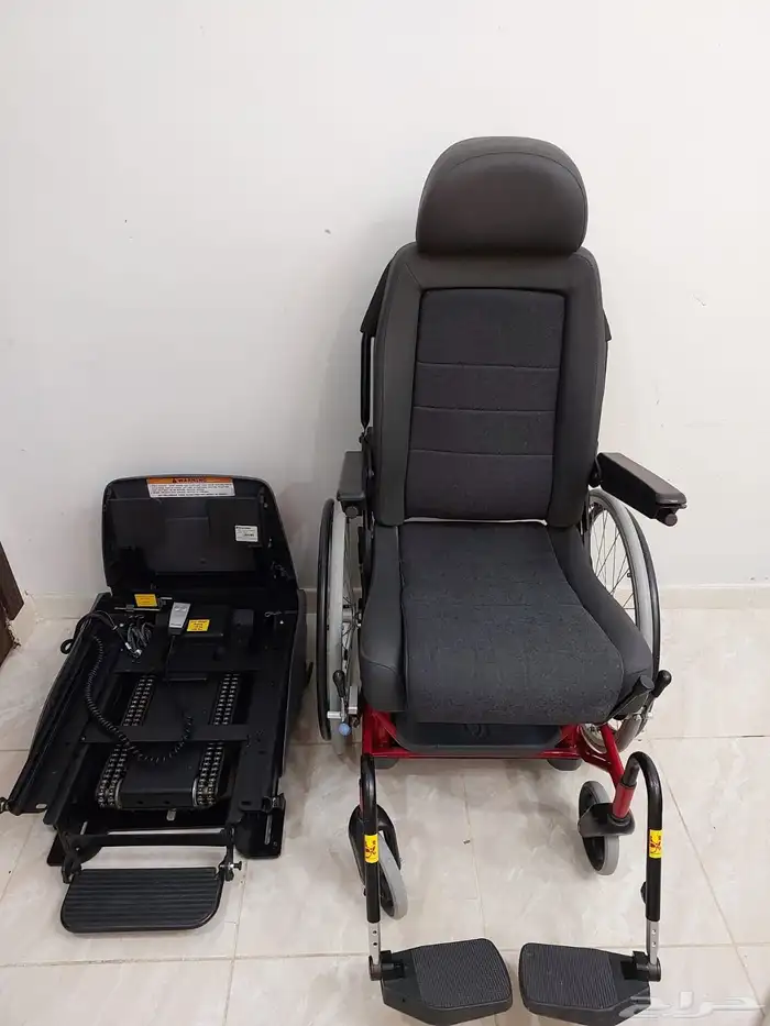كرسي سيارة متحرك كهربائي ل كبار السن و احتياجات خاصة و الهمم 3