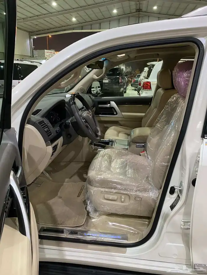 للبيع في اكس اس 2020 فل كامل VXS 8