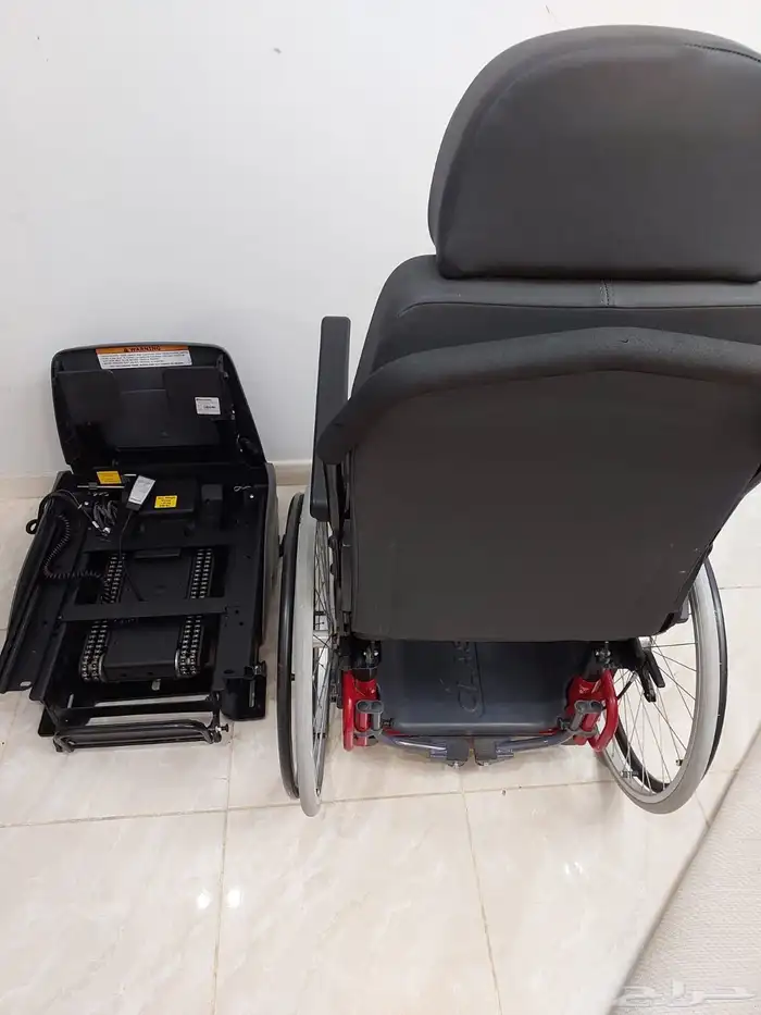 كرسي سيارة متحرك كهربائي ل كبار السن و احتياجات خاصة و الهمم 5