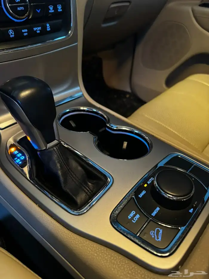 للبيع Jeep شروكي 2017 فل كامل ليمتد 10