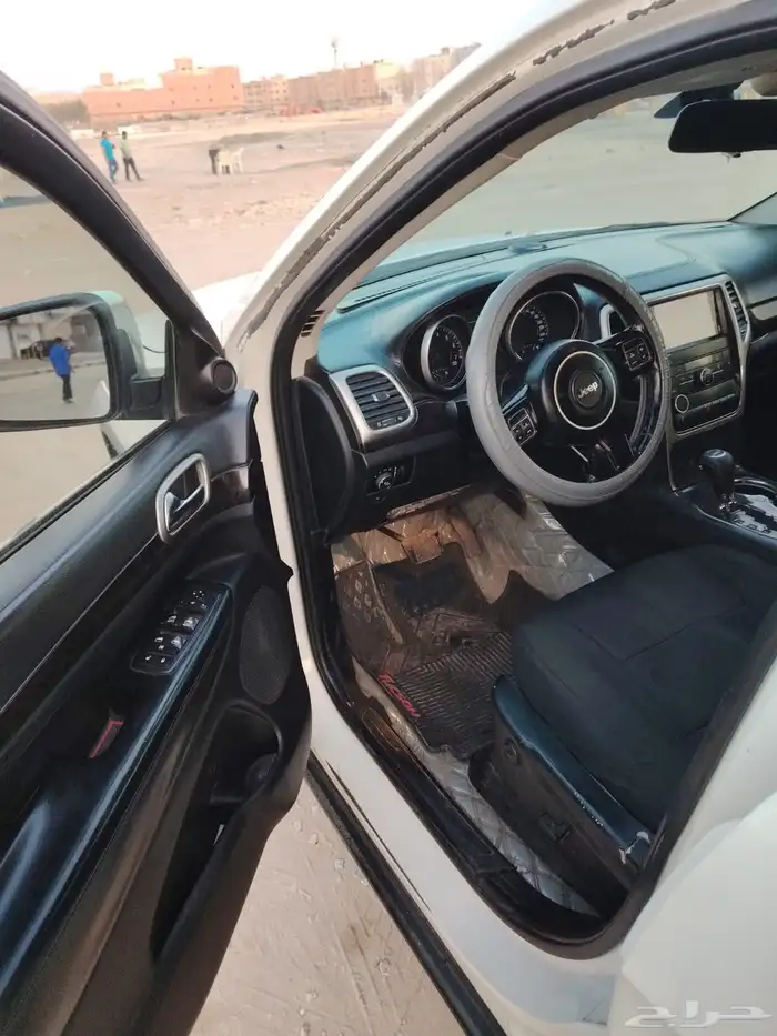 جيب جراند شروكي 2011 5