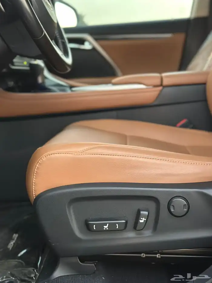 لكزس RX350 2021 14