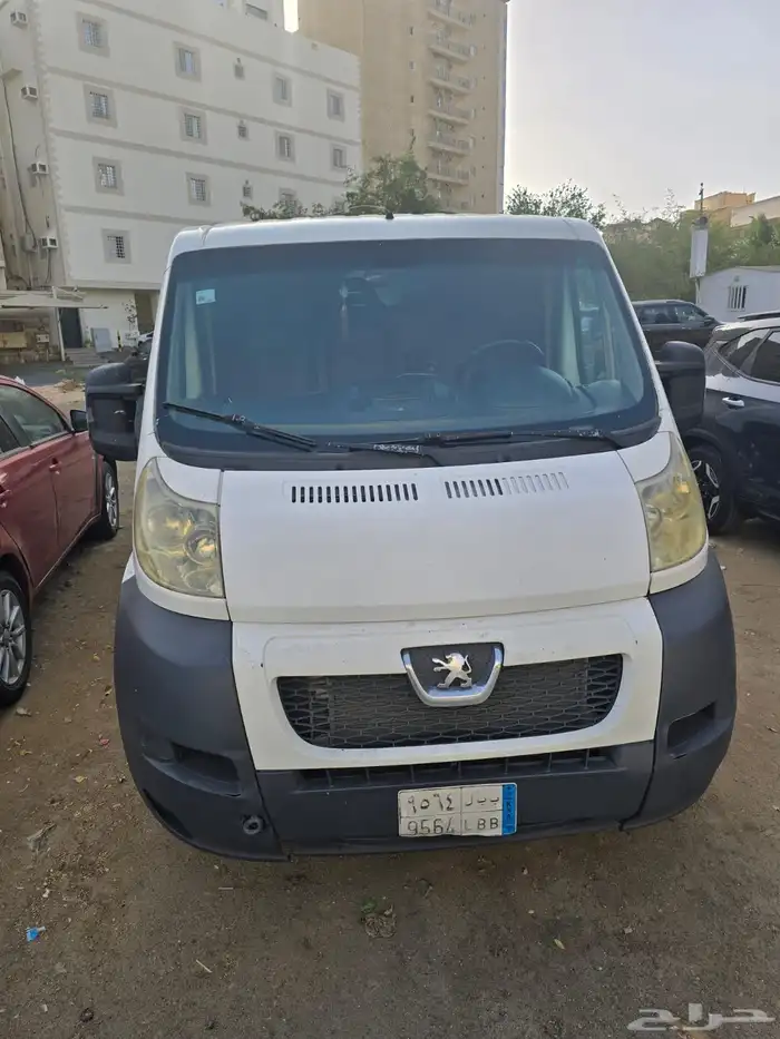 باص بيجو للإيجار 4