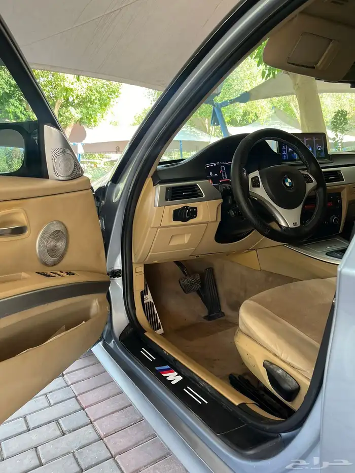 بي إم دبليو 323i نظيفة جد ا ومجددة بالكامل 10